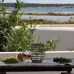 Salty 2br Sea View Naxos - Glyfada アパート Naxos City